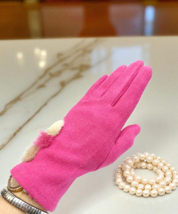 Елегантни топли цикламени дамски ръкавици
