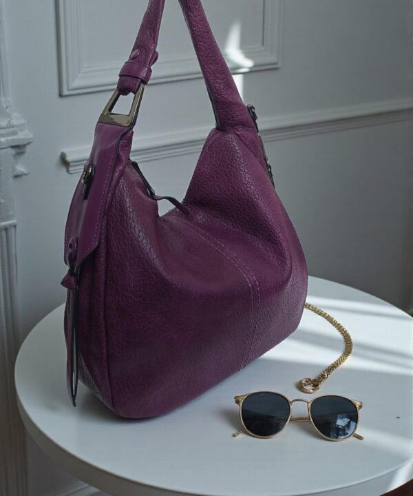 Голяма дамска чанта тип торба в елегантен тъмно лилав цвят | Kimy Style