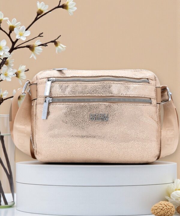 Розова дамска чанта за през рамо с блестящо покритие, розово злато KIMY STYLE